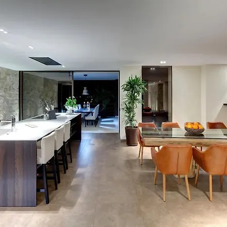 Villa Entire In Benahavs, Spain *
